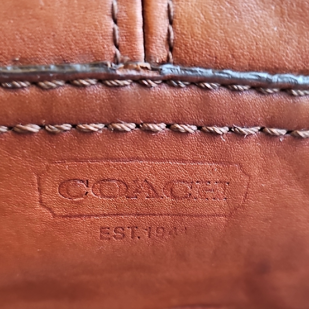 ​RARE 2007 Gigi Coach 65th Anniversary Twin Turnlock Legacy Leather Cognac Tote - Picture 8 of 15